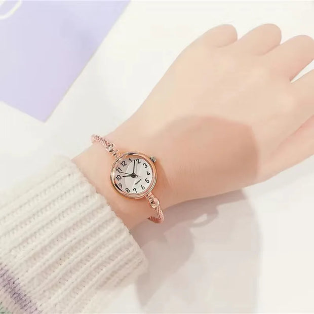 Women’s Luxury Gold Bangle Quartz Watch with Thin Chain